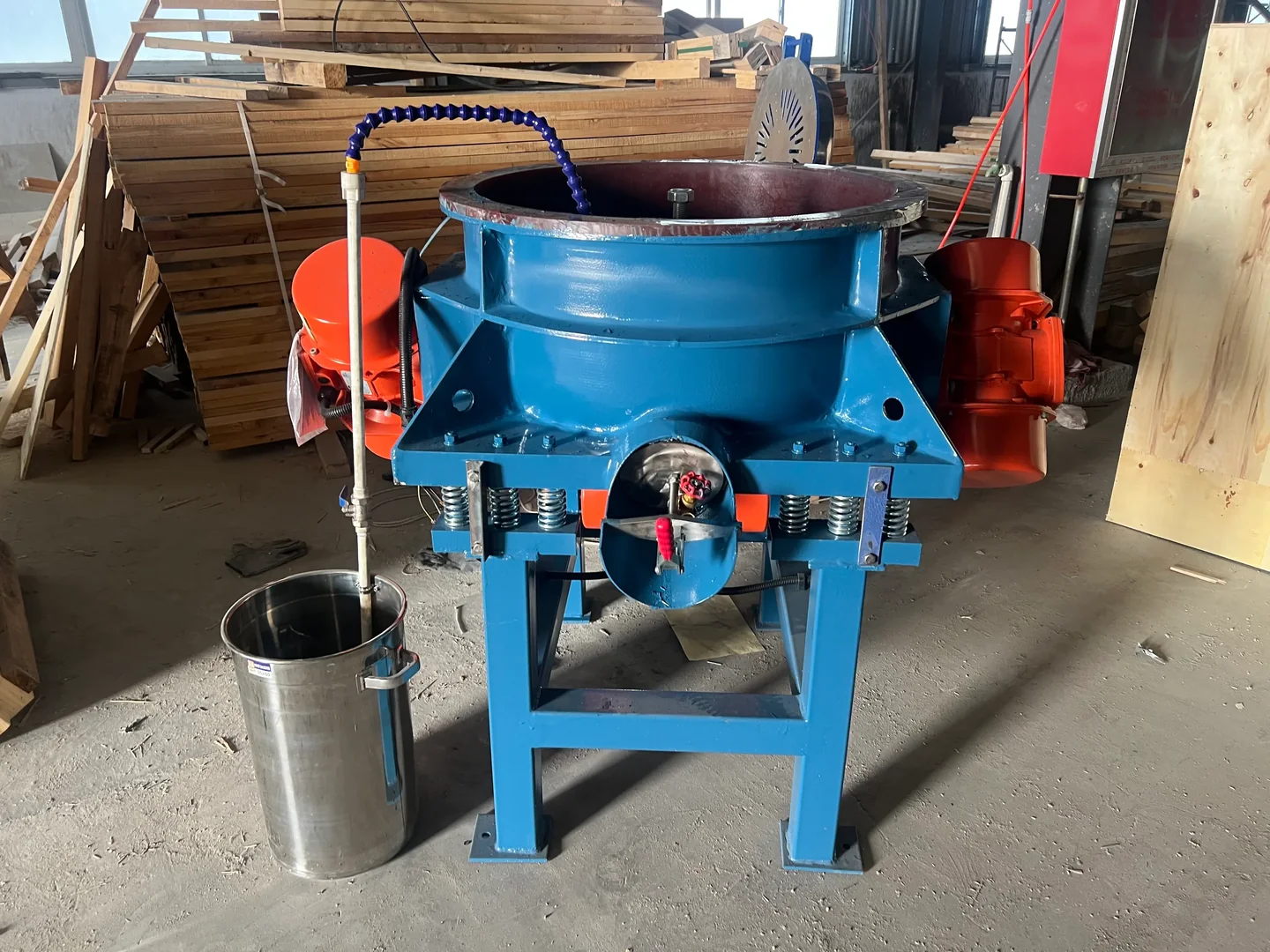 Inovatec Machinery 세라믹 매체를 이용한 알루미늄 휠 대량 가공 기계