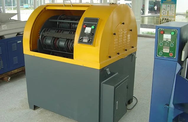 Inovatec Machinery XGP40 48 개의 작은 배럴 디자인 연마 기계 버핑 기계 세부 사항을 갖춘 원심 배럴 마무리 기계
