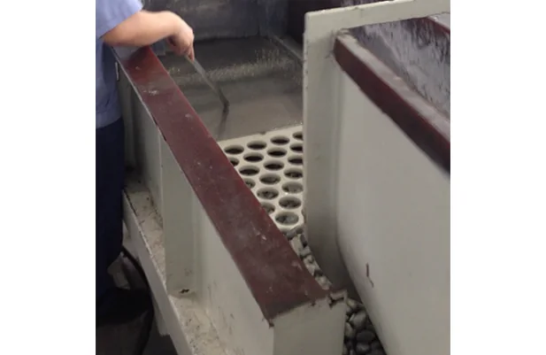 Inovatec Machinery Linnear 진동 연속 마무리 시스템 독일 디자인 연마기 버핑 기계 세부 정보8